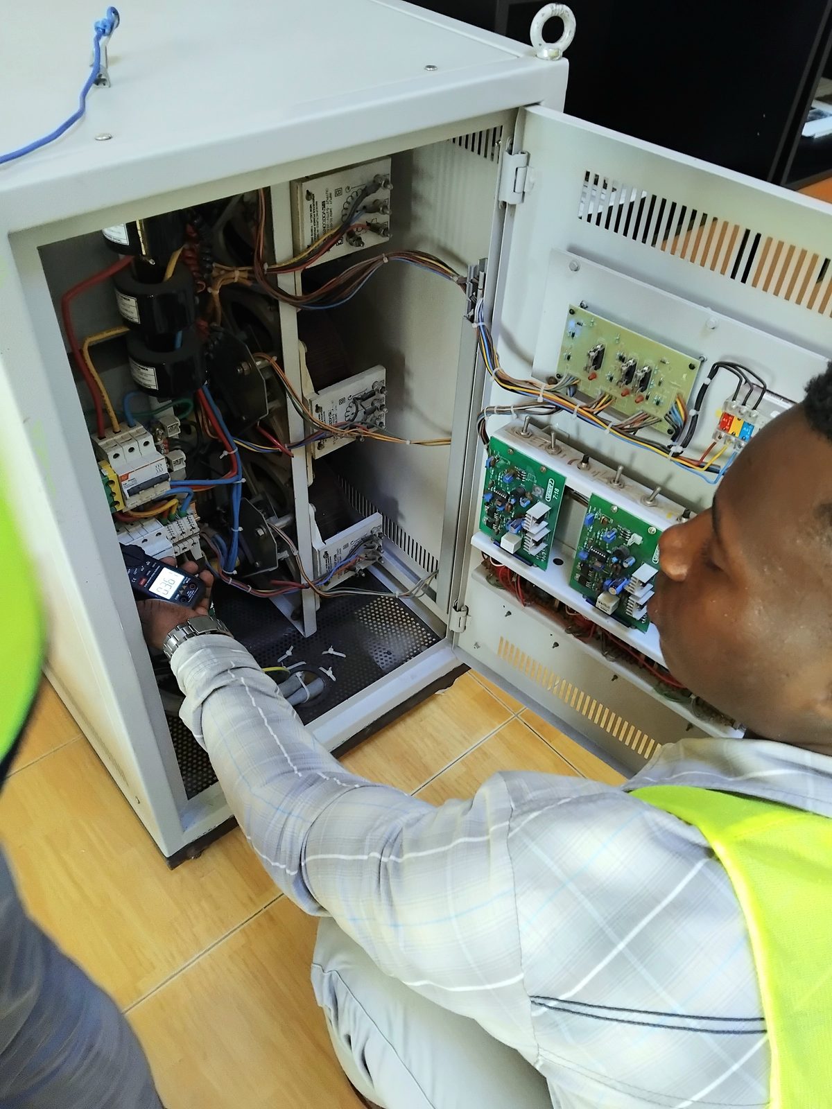 AVR Change-over